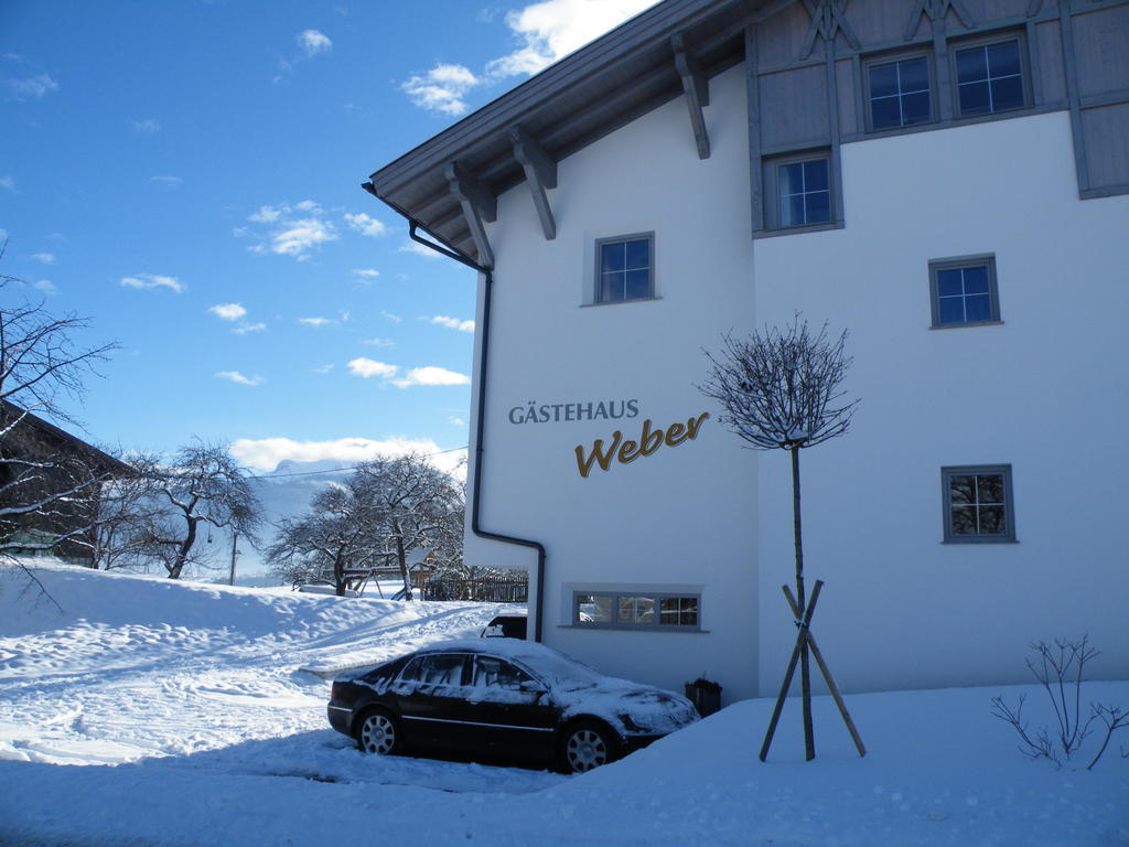 Gaestehaus Weber Oberperfuss Esterno foto
